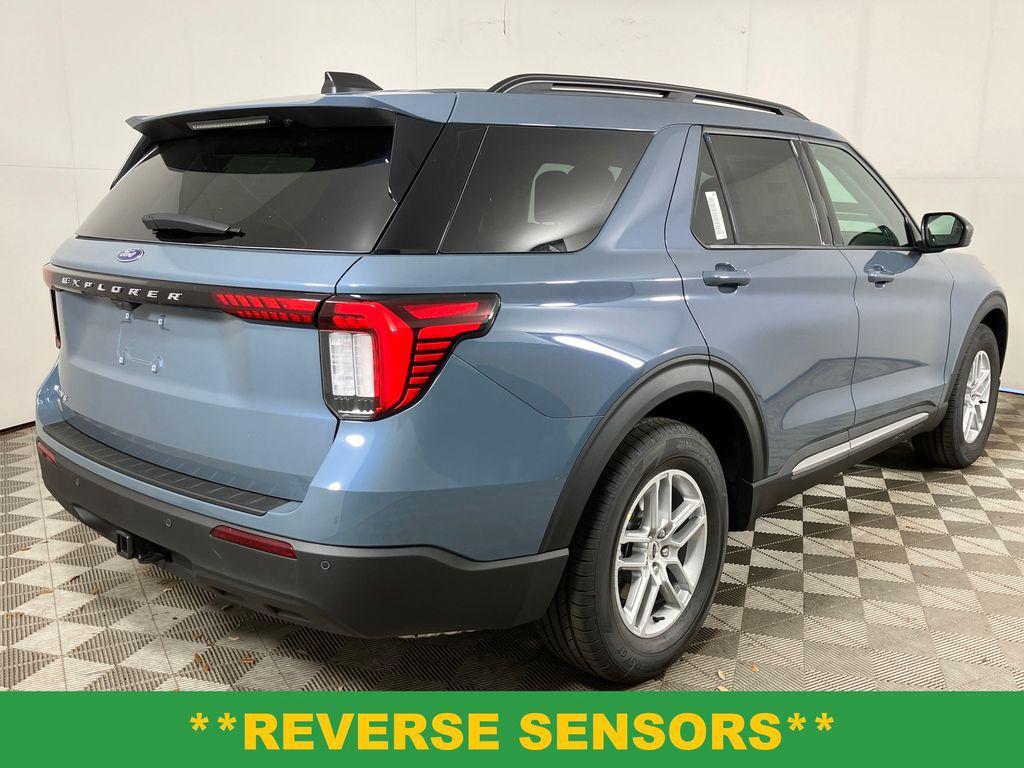 new 2025 Ford Explorer car, priced at $39,876