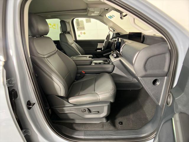 new 2025 Ford Expedition Max car, priced at $72,665