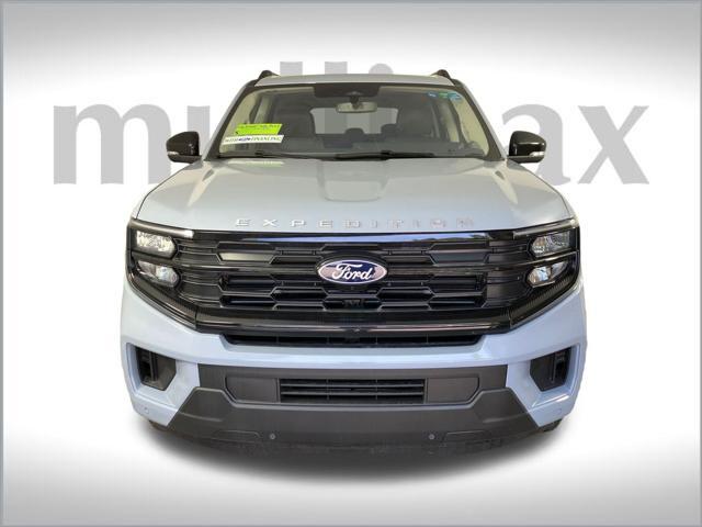 new 2025 Ford Expedition Max car, priced at $72,665