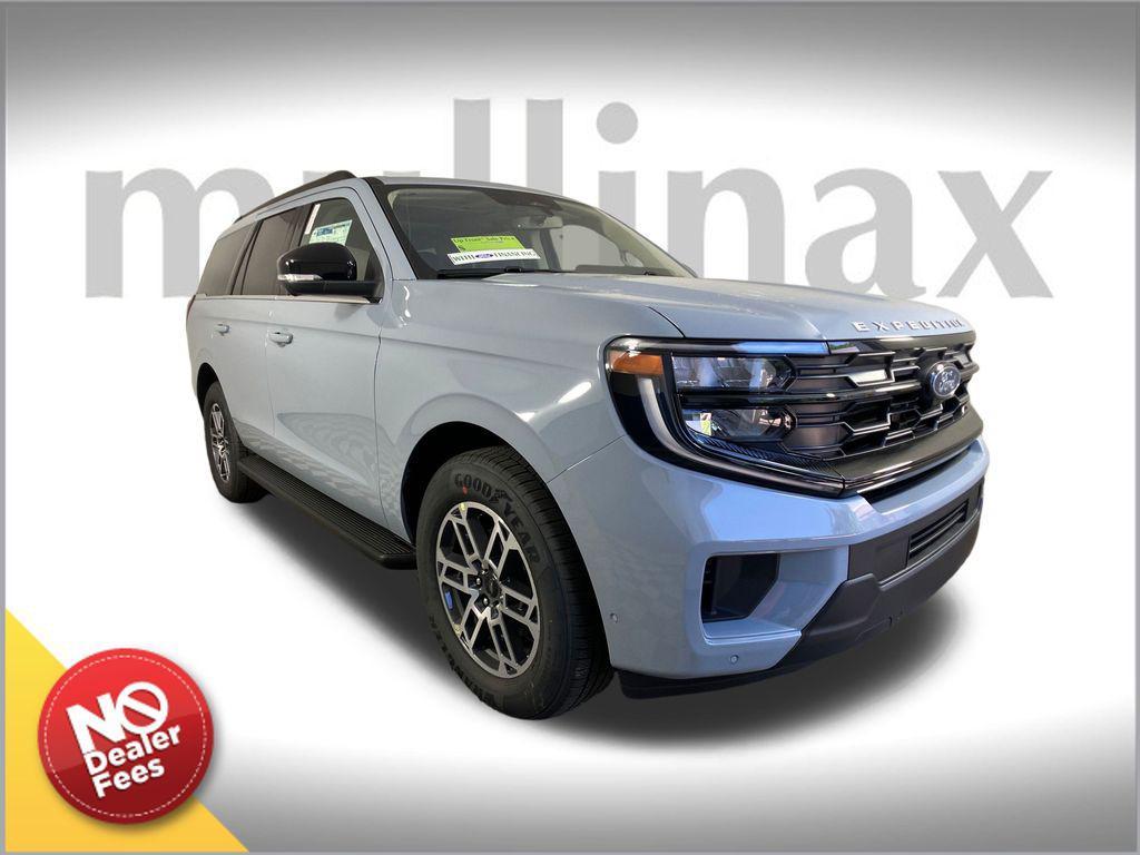 new 2025 Ford Expedition car, priced at $67,632