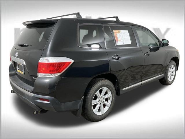 used 2013 Toyota Highlander car, priced at $14,500