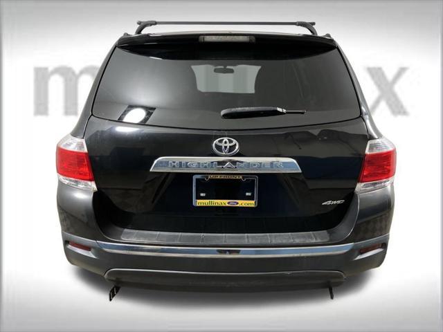 used 2013 Toyota Highlander car, priced at $14,500