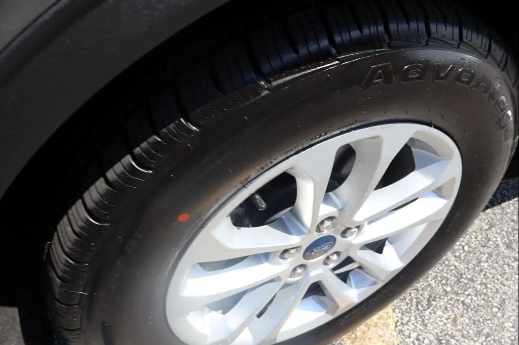 used 2022 Ford Escape car, priced at $15,499