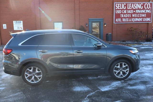 used 2019 Kia Sorento car, priced at $21,899