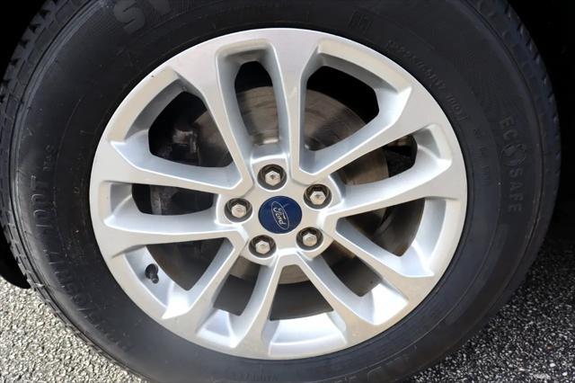 used 2022 Ford Escape car, priced at $18,999