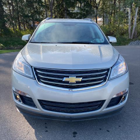 used 2015 Chevrolet Traverse car, priced at $11,500