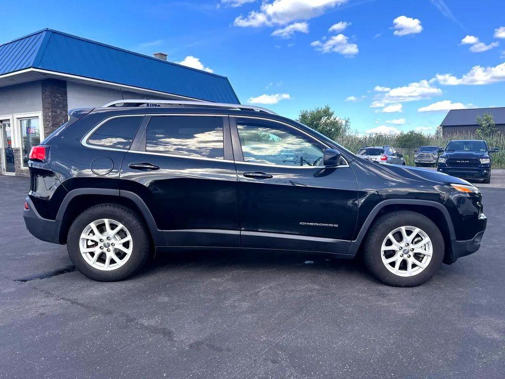 used 2016 Jeep Cherokee car, priced at $11,997