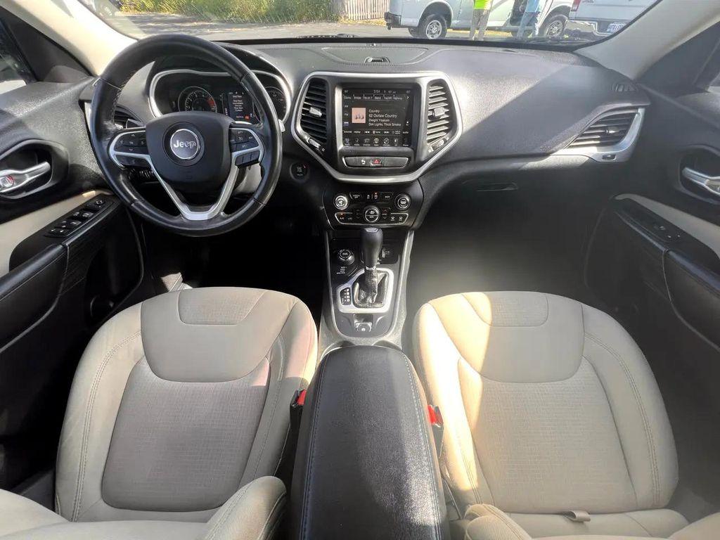 used 2016 Jeep Cherokee car, priced at $11,997