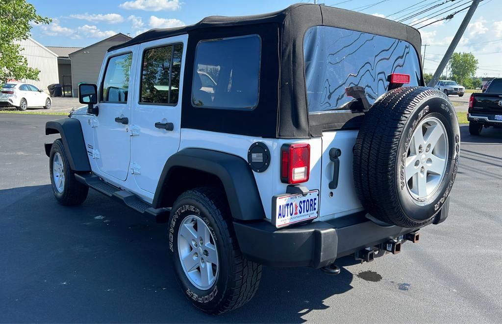 used 2015 Jeep Wrangler Unlimited car, priced at $18,997