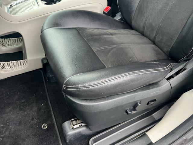 used 2019 Dodge Grand Caravan car, priced at $14,997