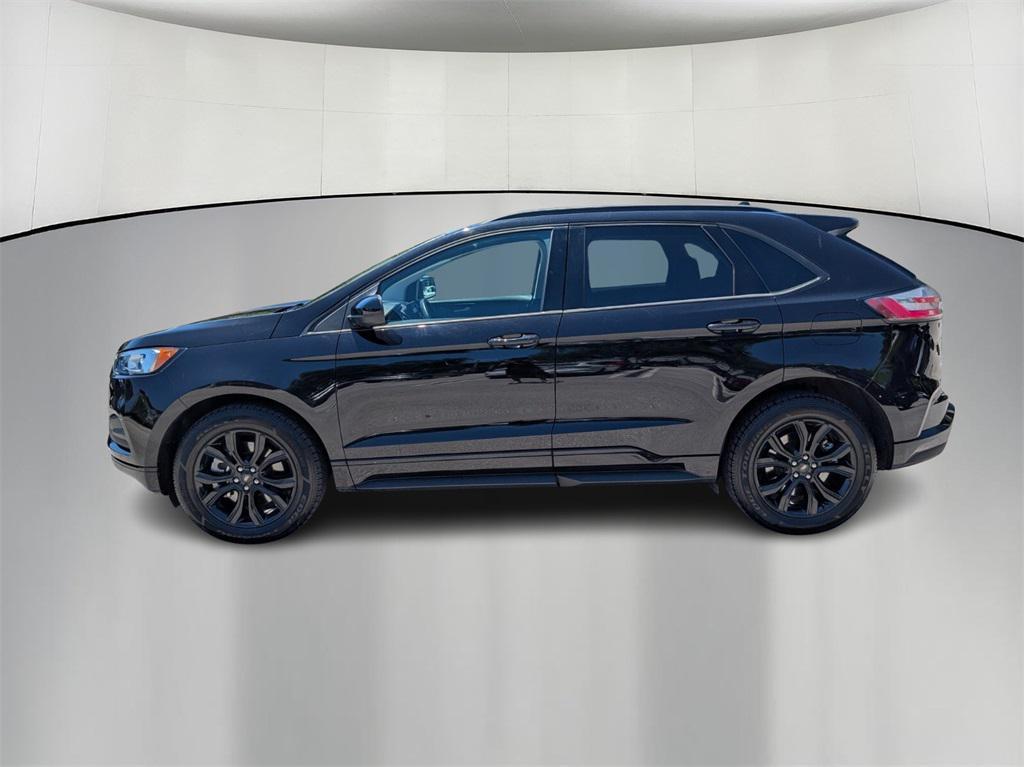 used 2022 Ford Edge car, priced at $16,500