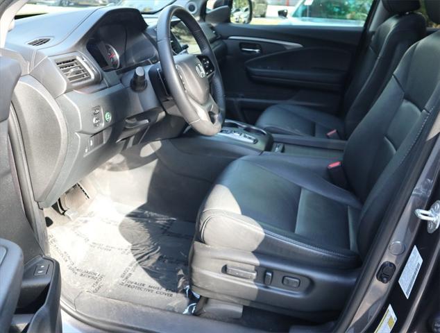 used 2022 Honda Pilot car, priced at $26,900