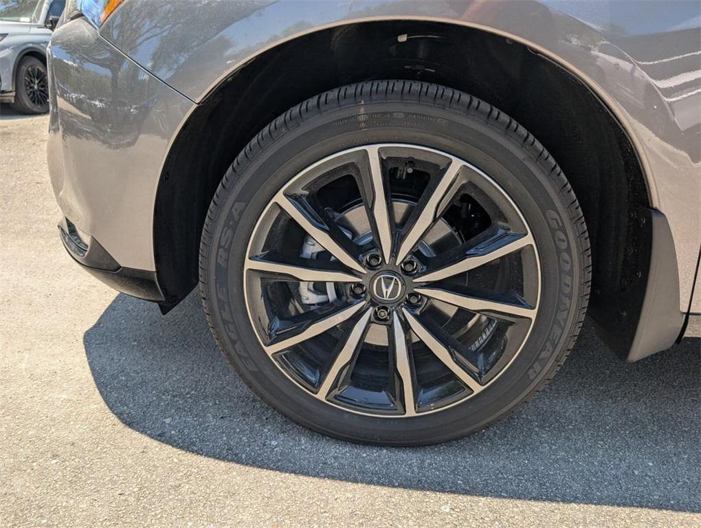 new 2025 Acura RDX car, priced at $56,400