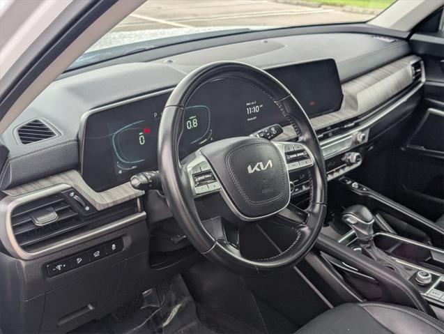 used 2024 Kia Telluride car, priced at $31,900