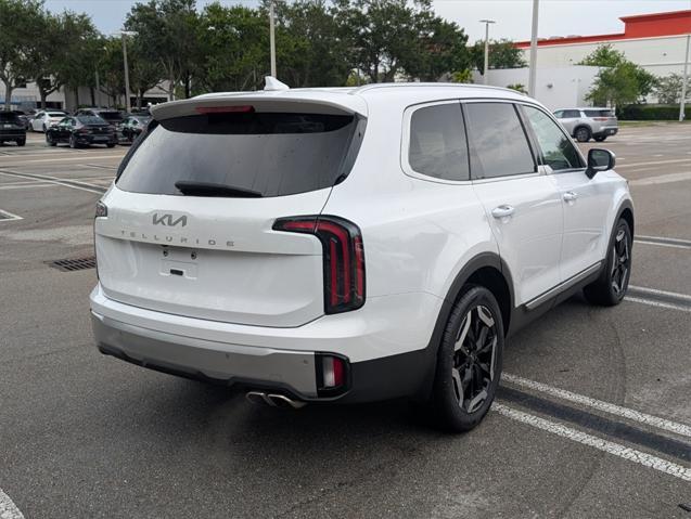 used 2024 Kia Telluride car, priced at $31,900