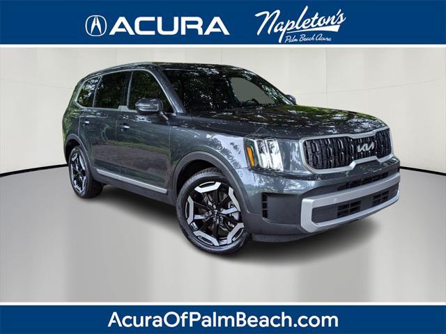 used 2023 Kia Telluride car, priced at $32,900