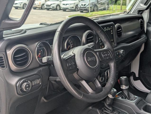 used 2022 Jeep Gladiator car, priced at $32,900