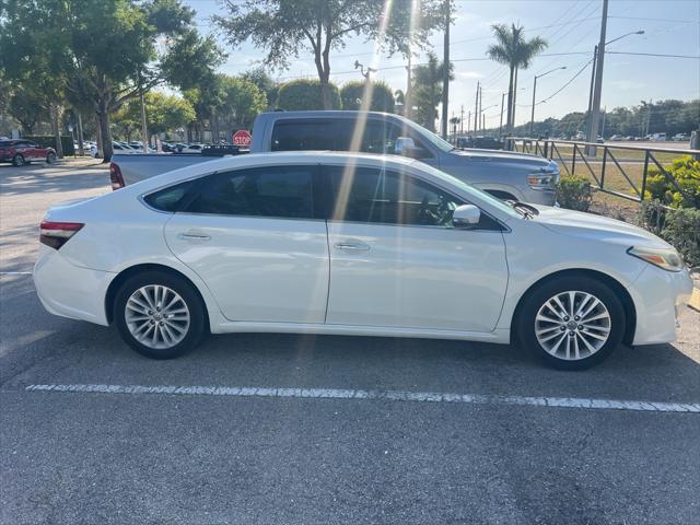 used 2014 Toyota Avalon Hybrid car, priced at $8,000
