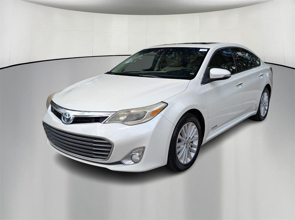 used 2014 Toyota Avalon Hybrid car, priced at $6,500