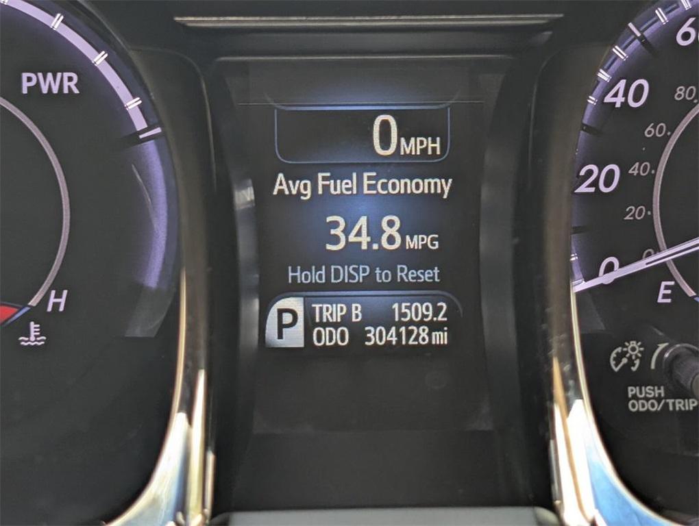 used 2014 Toyota Avalon Hybrid car, priced at $6,500