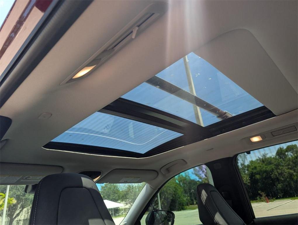 used 2025 INFINITI QX60 car, priced at $49,900