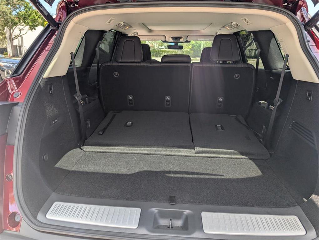 used 2025 INFINITI QX60 car, priced at $49,900