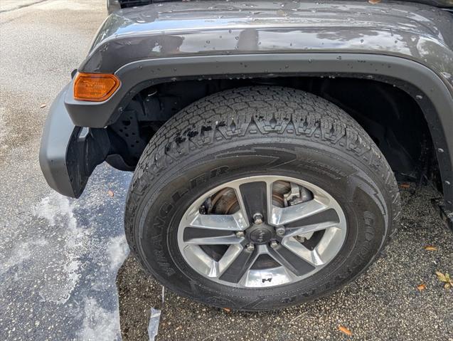 used 2022 Jeep Wrangler Unlimited car, priced at $35,100