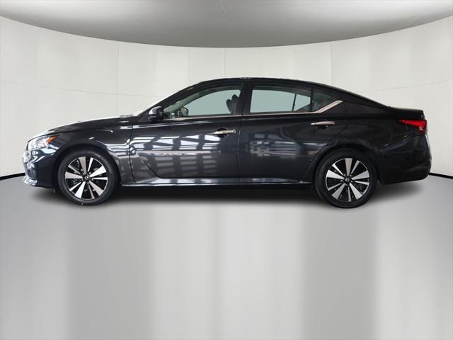 used 2022 Nissan Altima car, priced at $15,750