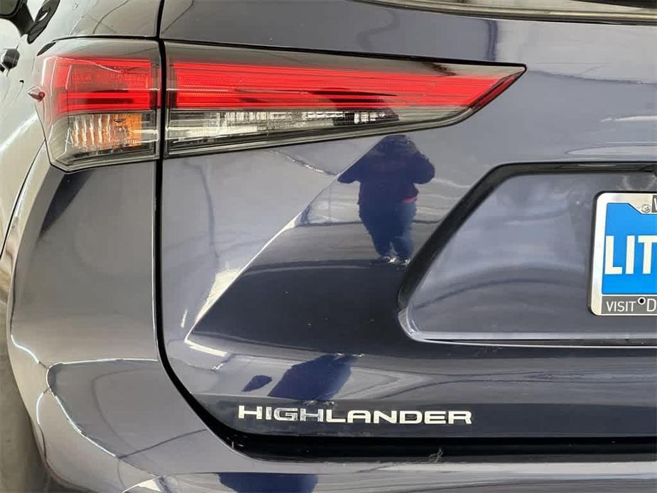 used 2021 Toyota Highlander car, priced at $38,000