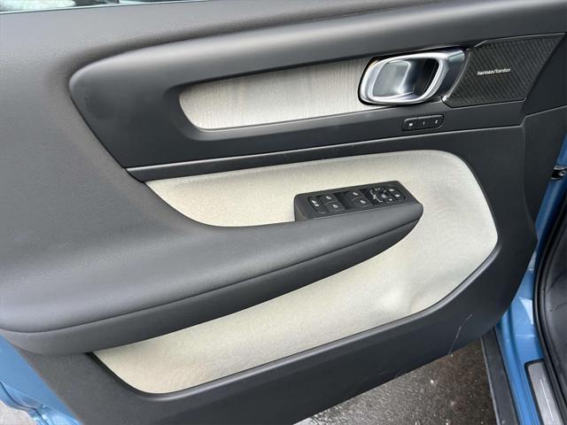 used 2024 Volvo XC40 car, priced at $40,413