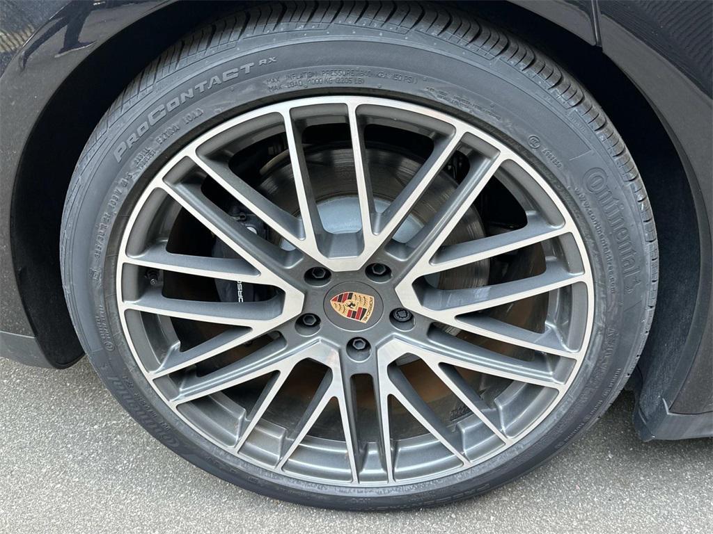 new 2025 Porsche Panamera car, priced at $140,345