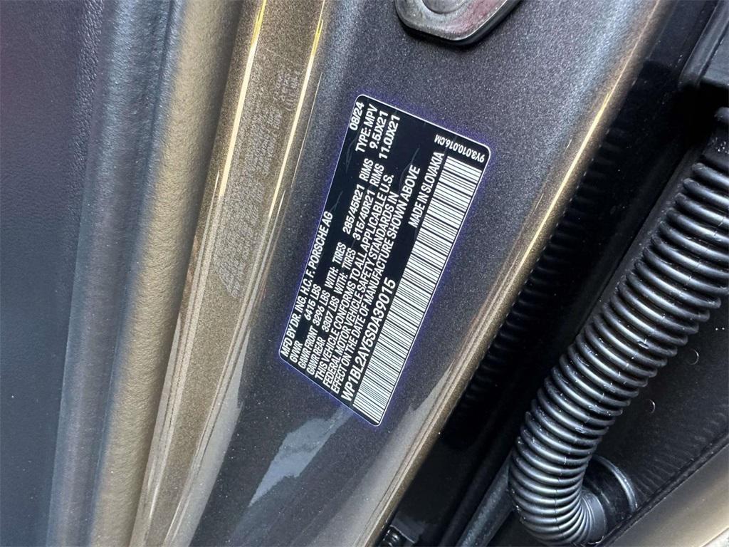 new 2025 Porsche Cayenne car, priced at $134,685