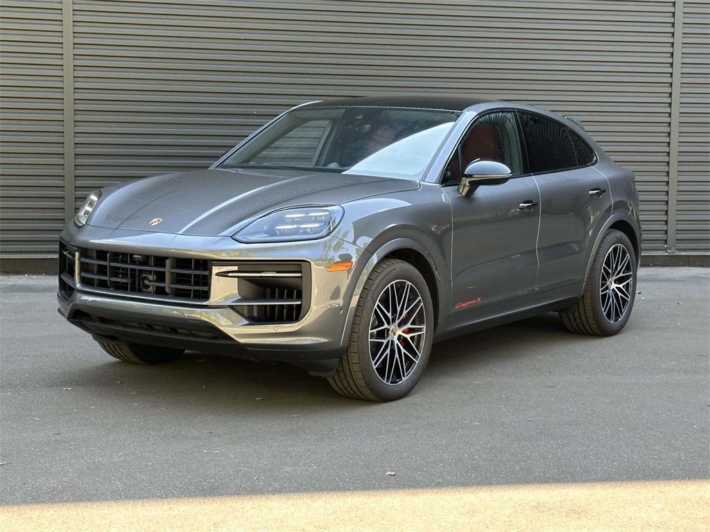 new 2025 Porsche Cayenne car, priced at $134,685