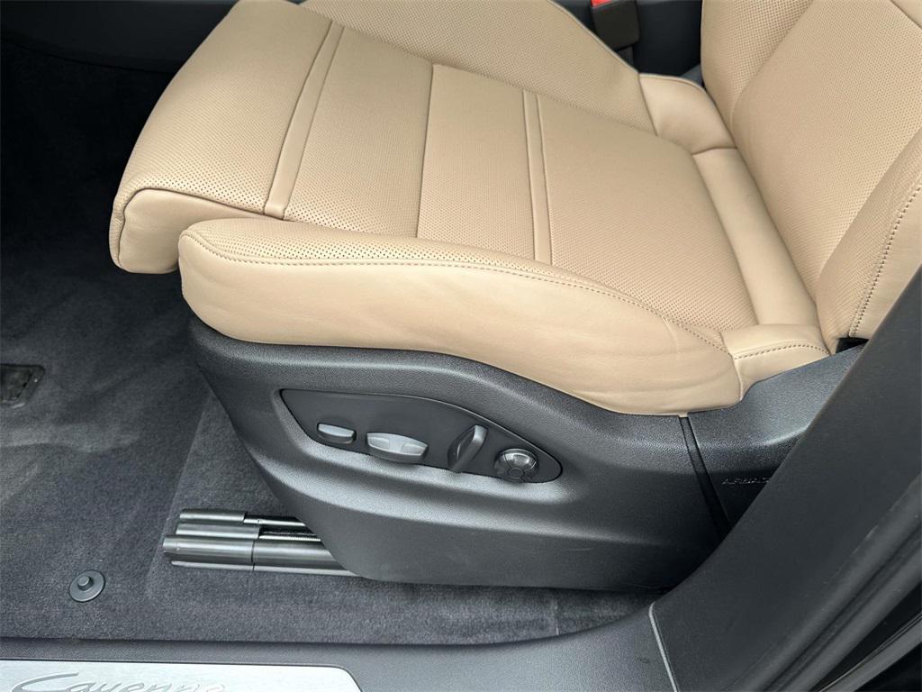 new 2026 Porsche Cayenne car, priced at $113,750