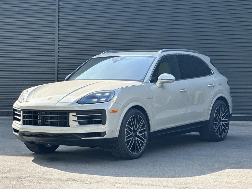 new 2025 Porsche Cayenne car, priced at $123,255