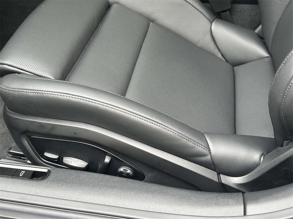 new 2026 Porsche 911 car, priced at $191,070