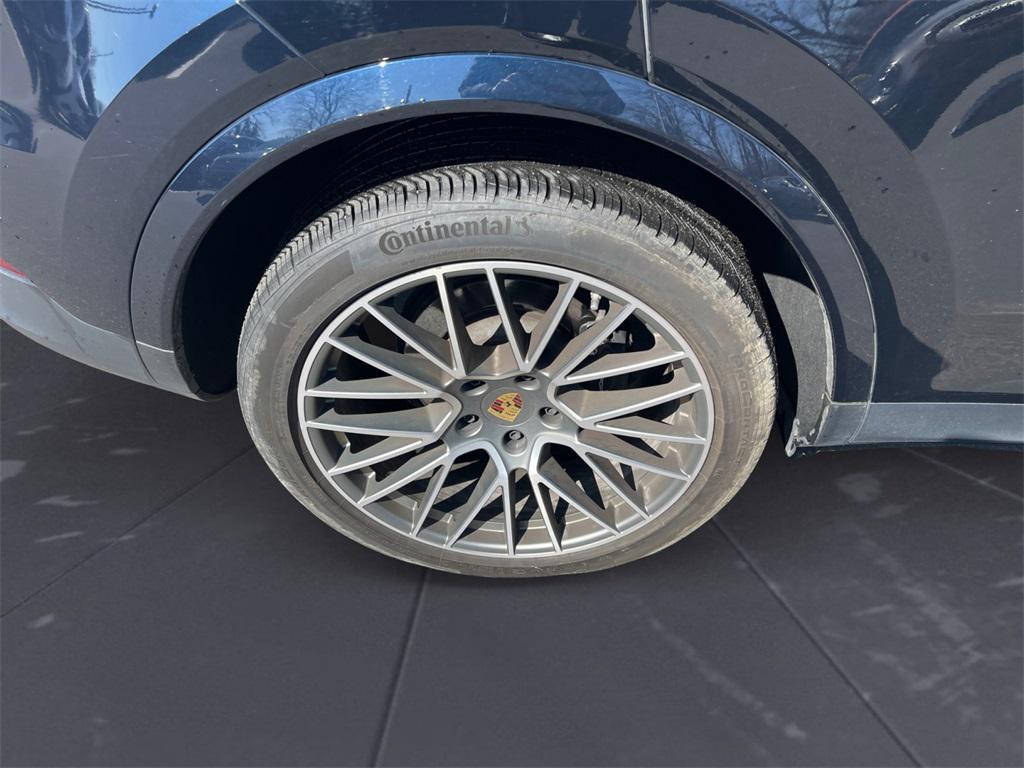 used 2023 Porsche Cayenne car, priced at $71,500