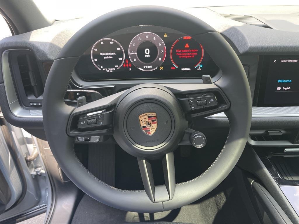 new 2025 Porsche Cayenne car, priced at $108,035