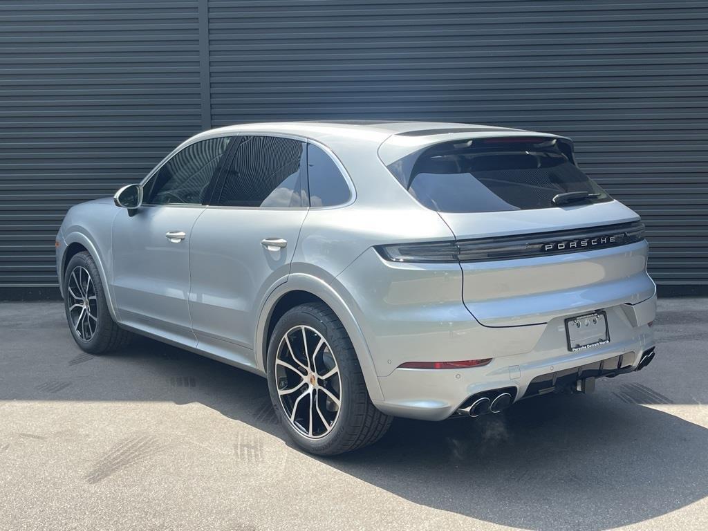 new 2025 Porsche Cayenne car, priced at $108,035