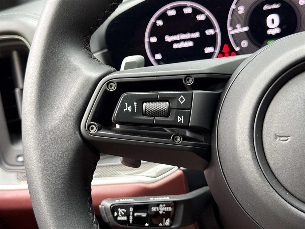 new 2025 Porsche Cayenne car, priced at $167,475