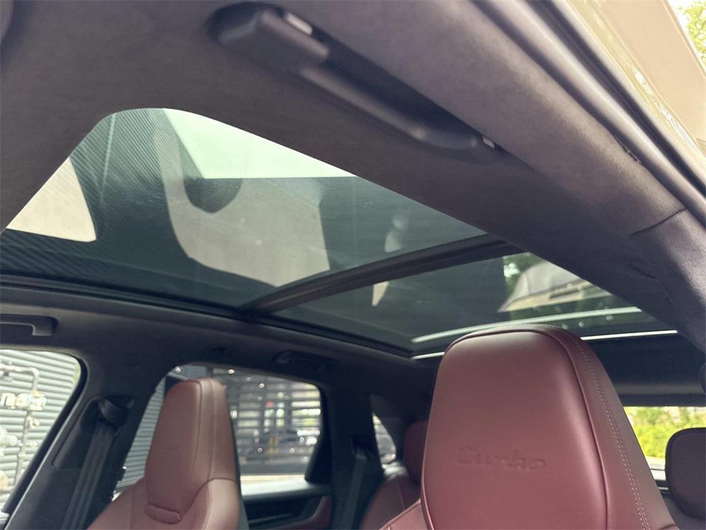 new 2025 Porsche Cayenne car, priced at $167,475