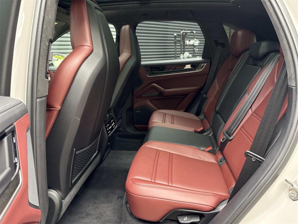 new 2025 Porsche Cayenne car, priced at $167,475
