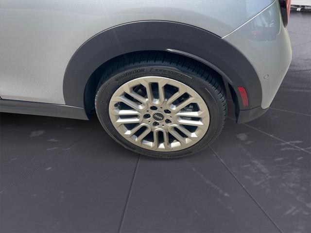 used 2025 MINI Hardtop car, priced at $31,990