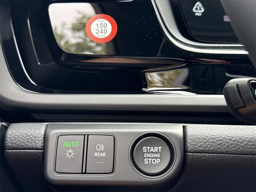 new 2025 Porsche Panamera car, priced at $144,435