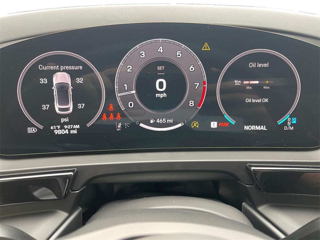 used 2025 Porsche Cayenne car, priced at $120,000