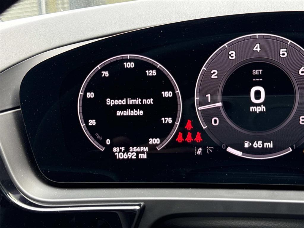 used 2025 Porsche Cayenne car, priced at $118,000