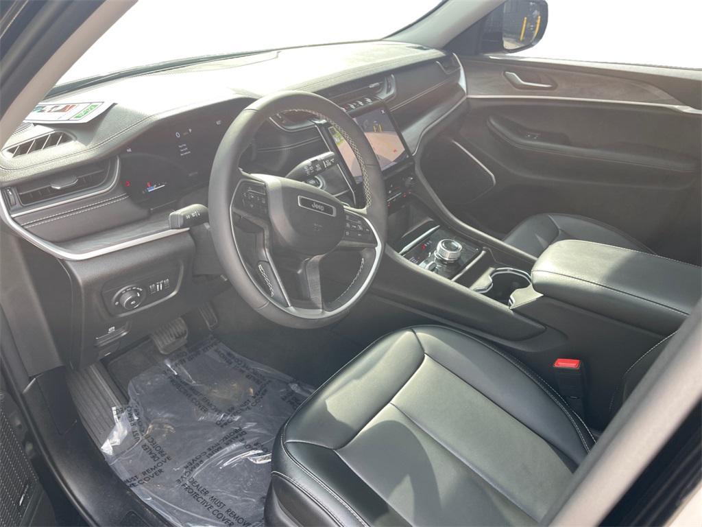 used 2024 Jeep Grand Cherokee car, priced at $37,000