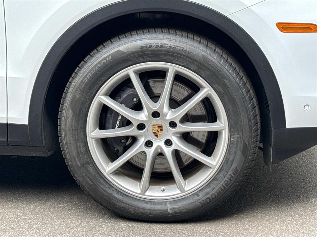used 2025 Porsche Cayenne car, priced at $85,000