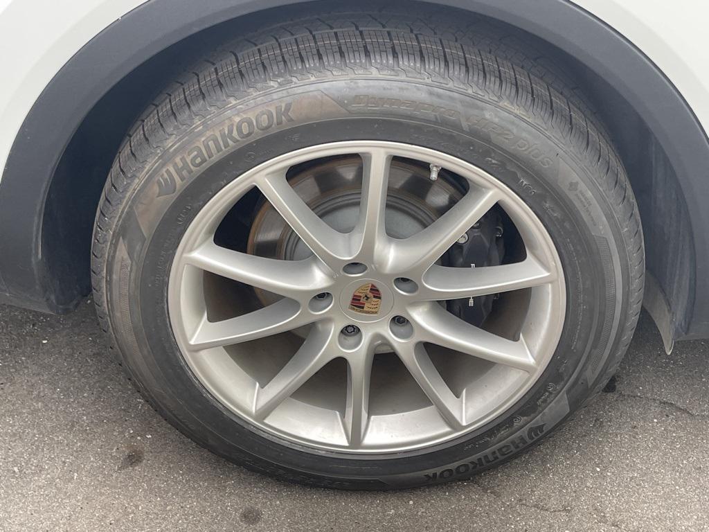 used 2025 Porsche Cayenne car, priced at $100,000