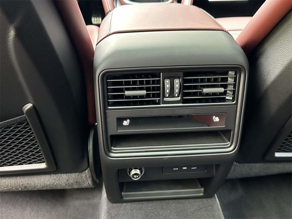 new 2025 Porsche Cayenne car, priced at $128,575